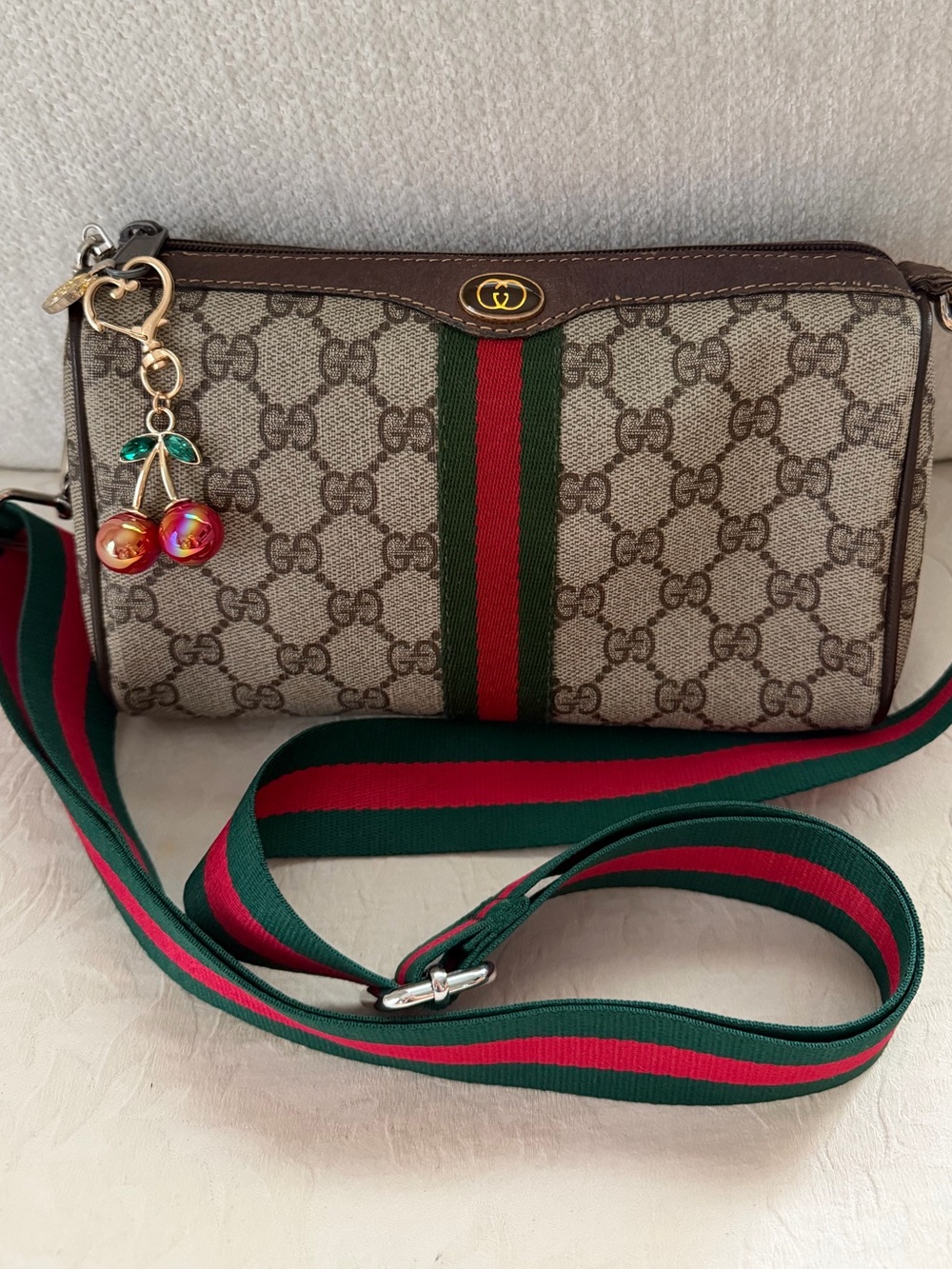 Classic Gucci Ophidia GG Supreme Mini Duffle Bag - Picture 3 of 13